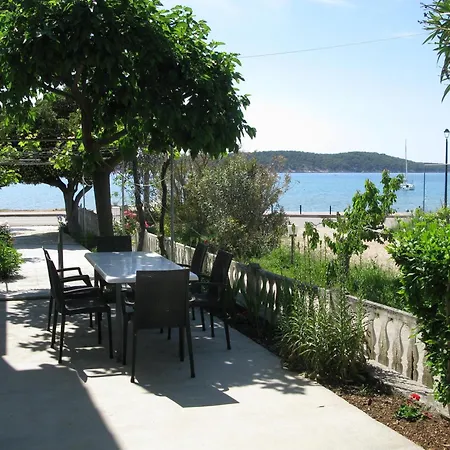 Appartement By The Sea Barbat, Rab - 24217