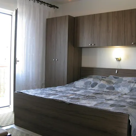 Apartment By The Sea Barbat, Rab - 24217