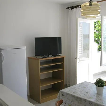 Appartement By The Sea Barbat, Rab - 24217 Rab Town